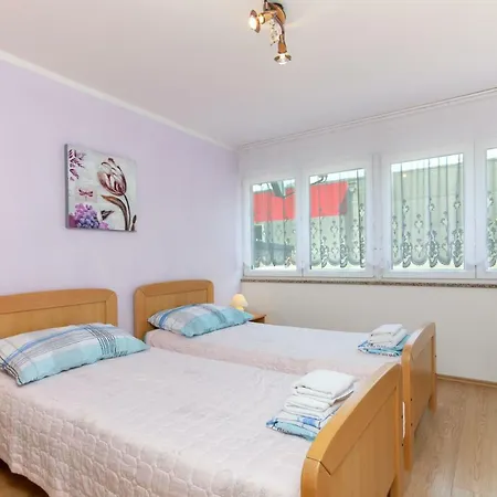 Apartment Zaja Veruda